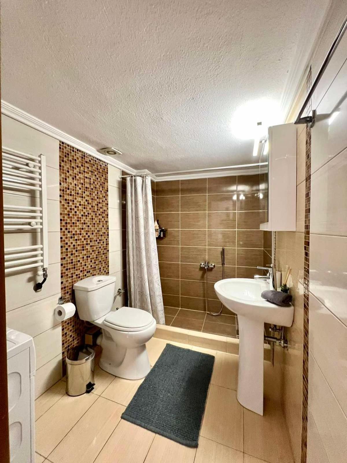 P Deluxe Suites Β4 Nea Michaniona Buitenkant foto